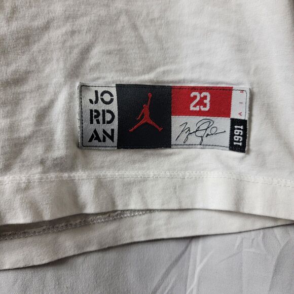 Nike Shirt Graphic XI Air Micheal Jordan #23 11 Retro White Jumpman S - Picture 5 of 8